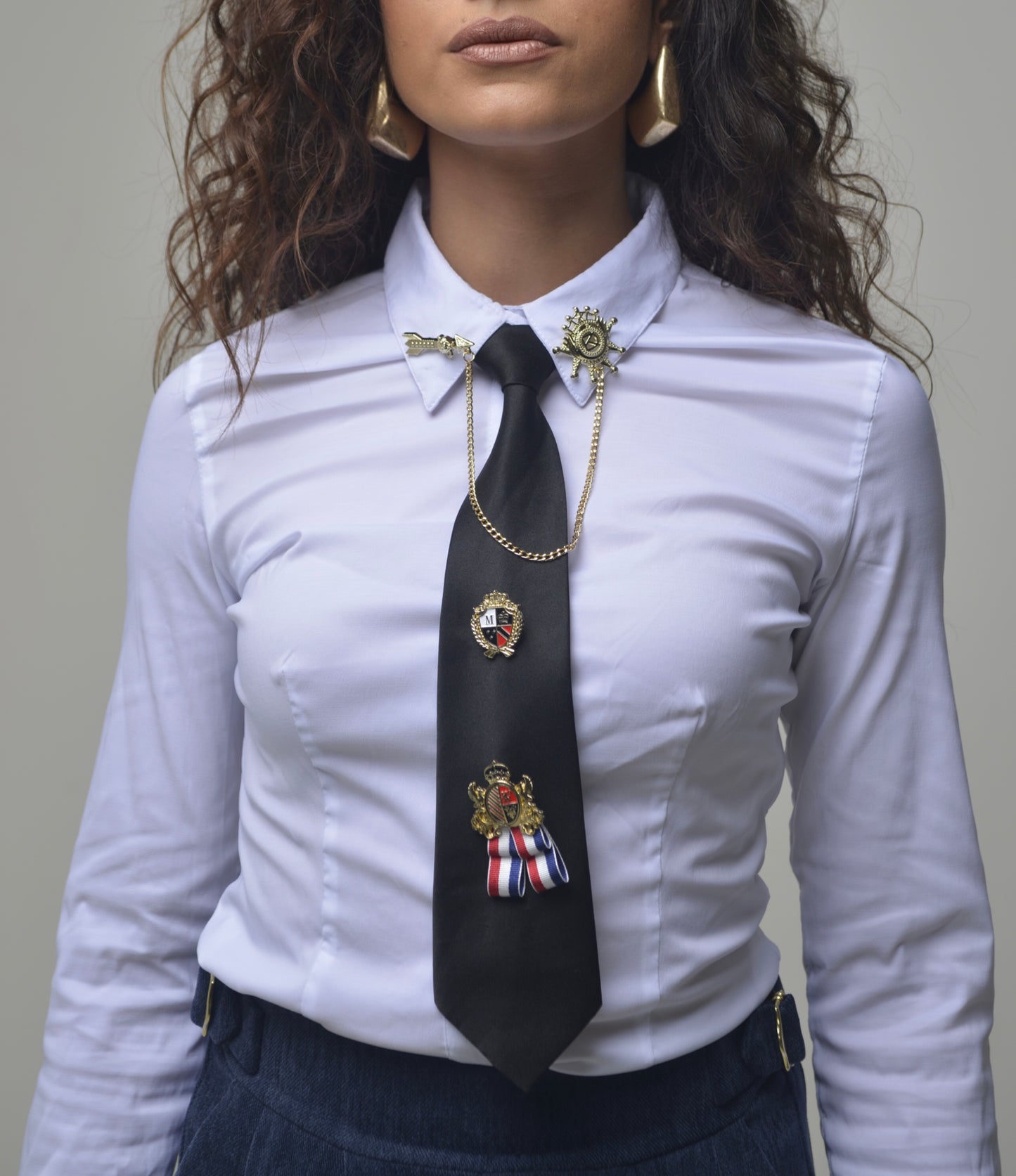 Camicia con cravatta Ninèe